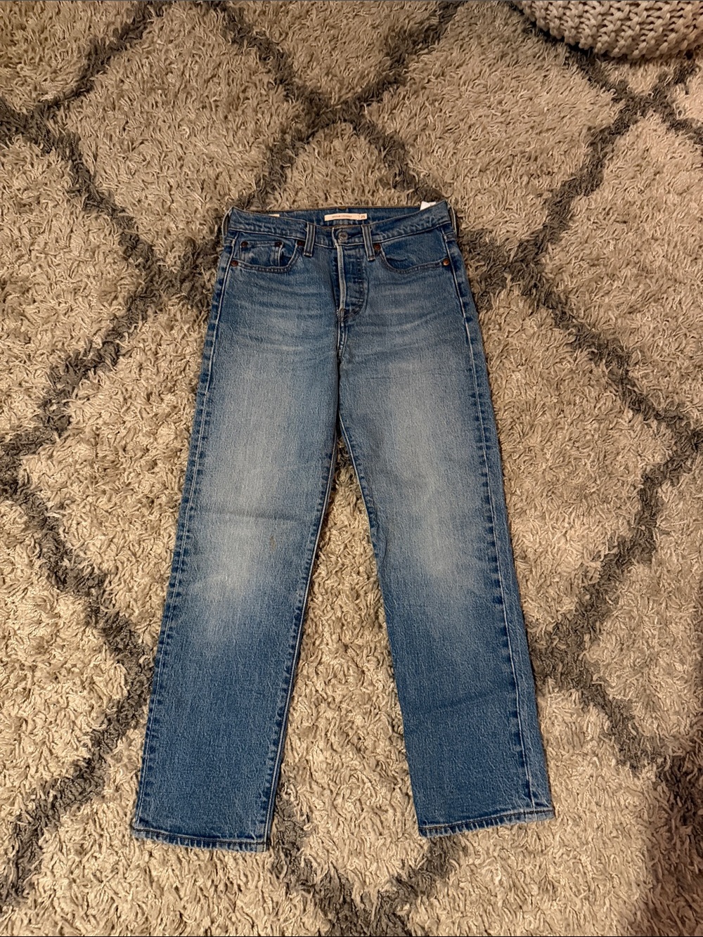 Levi's Women's Straight Leg Jeans in Light Blue Wash